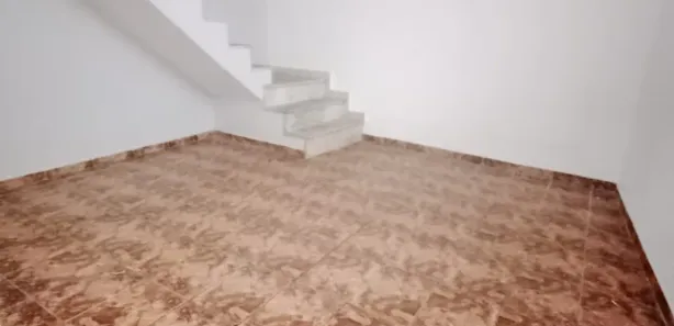 Casa com 2 Quartos para alugar, 86m² no Centro, Nilópolis