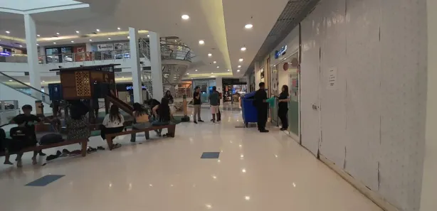 Loja / Salão / Ponto Comercial para alugar, 64m² no Piratininga, Niterói