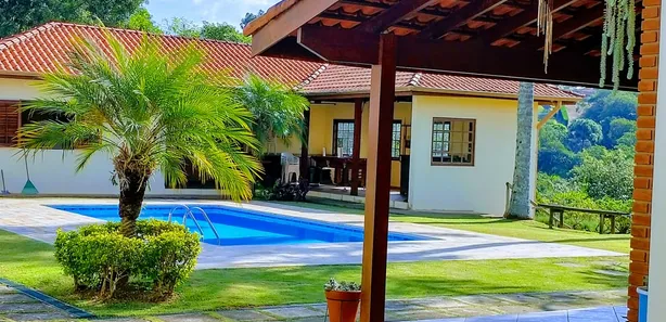 Fazenda / Sítio / Chácara com 4 Quartos para alugar, 3000m² no Mairinque, Mairinque