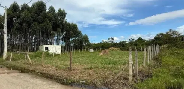 Terreno / Lote / Condomínio à venda, 603m² no Itacolomi, Balneário Piçarras