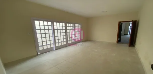 Casa Comercial para alugar, 430m² no Centro, Jacareí