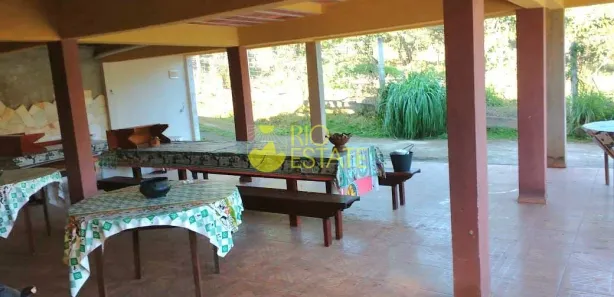 Fazenda / Sítio / Chácara com 3 Quartos à venda, 200m² no Goiabal, Barra Mansa