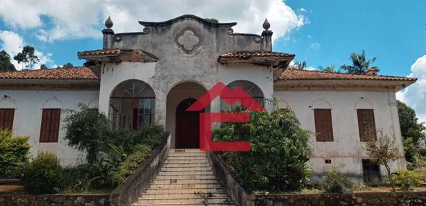 Fazenda / Sítio / Chácara com 4 Quartos à venda, 600m² no , Mairinque