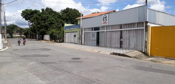 Sobrado com 4 Quartos à venda, 140m² no Jardim Gurilândia, Taubaté
