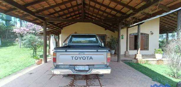 Fazenda / Sítio / Chácara com 3 Quartos à venda, 1000m² no , Mairinque