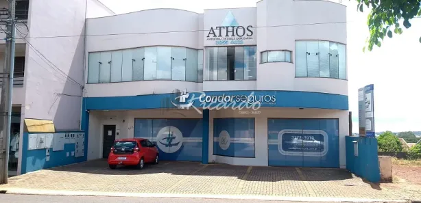Loja / Salão / Ponto Comercial para alugar, 243m² no Vila Cascata, Arapongas