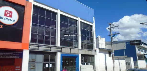 Casa Comercial para alugar, 1071m² no Centro, Poá
