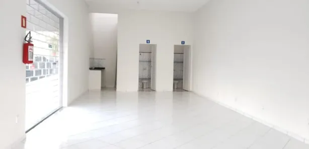 Loja / Salão / Ponto Comercial para alugar, 50m² no Palmital, Marília