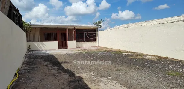 Casa com 3 Quartos para alugar, 120m² no Amaral, Londrina
