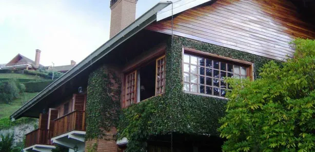 Casa de Condomínio com 5 Quartos para alugar, 380m² no Lot Véu da Noiva, Campos do Jordão