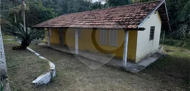 Fazenda / Sítio / Chácara com 2 Quartos à venda, 70m² no Arrozal, Piraí