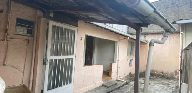 Casa com 1 Quarto para alugar, 40m² no Coréia, Mesquita