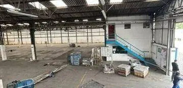Galpão / Depósito / Armazém para venda ou aluguel, 3700m² no Loteamento Industrial Coral, Mauá