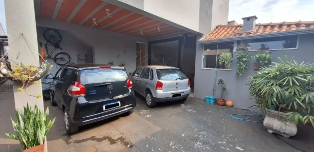 Sobrado com 3 Quartos à venda, 193m² no Jardim Indaiá, Araraquara
