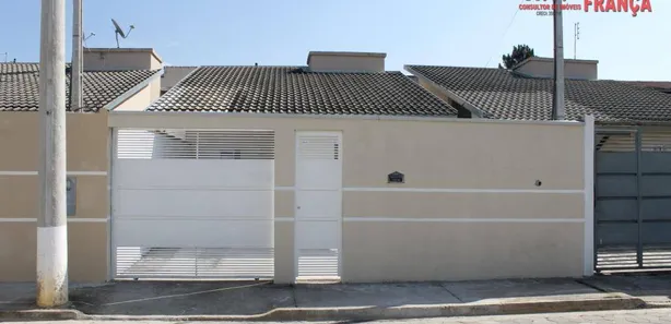 Casa de Condomínio com 2 Quartos à venda, 63m² no Jardim Aeroporto, Guaratinguetá