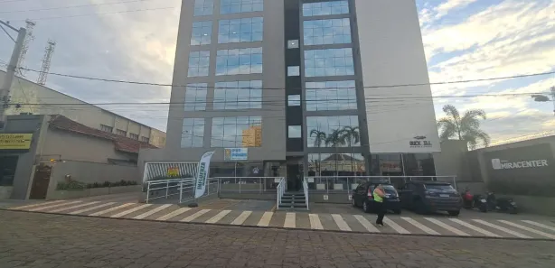 Conjunto Comercial / Sala com 45 Quartos para alugar, 45m² no Centro, Mirassol