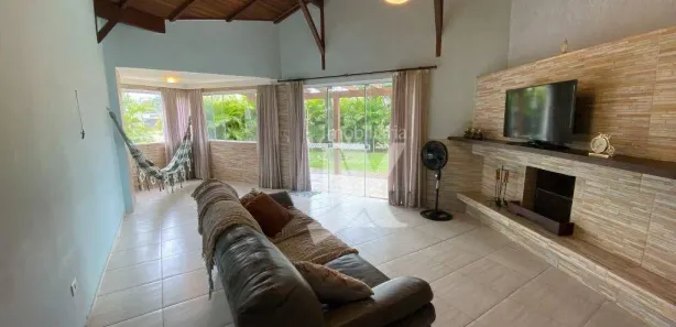 Casa com 3 Quartos para alugar, 119m² no Atami, Pontal do Paraná