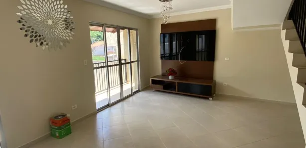 Sobrado com 3 Quartos para alugar, 239m² no Parque 9 de Julho, São Roque