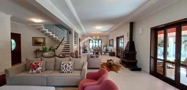 Casa de Condomínio com 4 Quartos para alugar, 384m² no Parque das Nações, Pindamonhangaba
