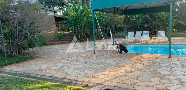 Fazenda / Sítio / Chácara com 2 Quartos para venda ou aluguel, 560m² no Nova Veneza, Paulínia