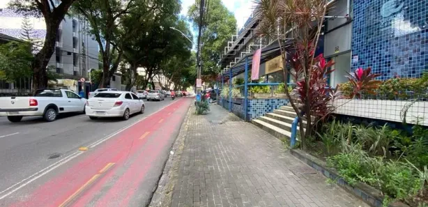 Loja / Salão / Ponto Comercial para alugar, 27m² no Graças, Recife