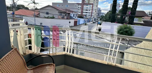Sobrado com 4 Quartos à venda, 214m² no Jardim América, Goiânia