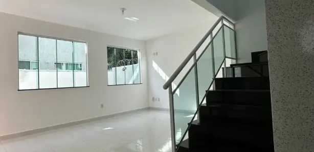 Casa com 4 Quartos para alugar, 140m² no Jardim Bela Vista, Rio das Ostras