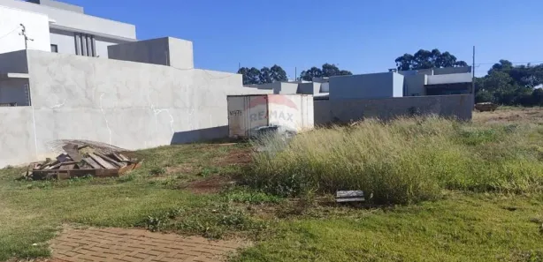 Terreno / Lote / Condomínio à venda, 375m² no Vista Linda, Cascavel