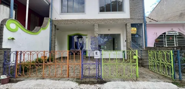 Casa Comercial para alugar, 300m² no Centro, Bragança Paulista