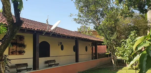 Fazenda / Sítio / Chácara com 4 Quartos à venda, 250m² no Parque A Equitativa, Duque de Caxias