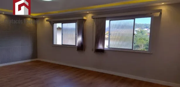 Apartamento com 2 Quartos à venda, 64m² no São Sebastião, Petrópolis
