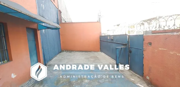 Galpão / Depósito / Armazém para alugar, 750m² no Parque Industrial das Oliveiras, Taboão da Serra