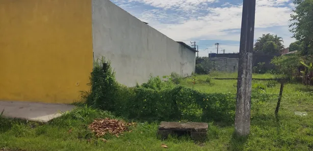 Loja / Salão / Ponto Comercial para alugar, 873m² no Várzea Alegre, Guapimirim