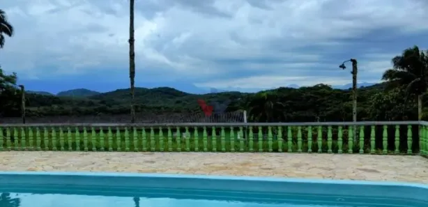 Fazenda / Sítio / Chácara com 13 Quartos à venda, 2000m² no , Antonina