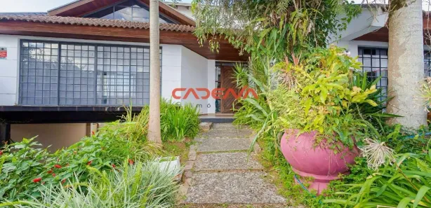 Casa com 5 Quartos para alugar, 400m² no Boa Vista, Curitiba