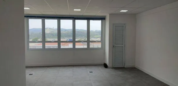 Conjunto Comercial / Sala à venda, 44m² no Alvinópolis, Atibaia