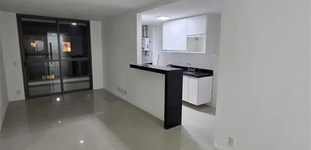 Apartamento com 2 Quartos para alugar, 70m² no Piratininga, Niterói
