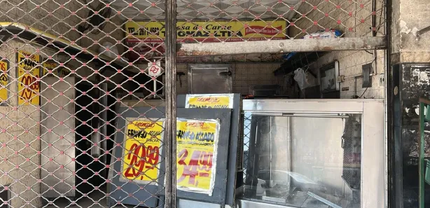 Loja / Salão / Ponto Comercial à venda, 43m² no Vila Meriti, Duque de Caxias
