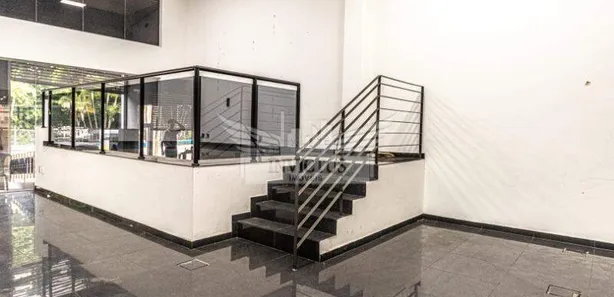 Prédio Inteiro para alugar, 1131m² no Santo Antônio, São Caetano do Sul