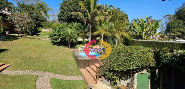 Fazenda / Sítio / Chácara com 7 Quartos à venda, 850m² no Jardim Arujá, Arujá
