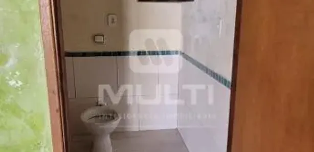Loja / Salão / Ponto Comercial com 3 Quartos à venda, 140m² no Granada, Uberlândia
