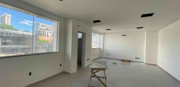 Conjunto Comercial / Sala para alugar, 38m² no Centro, Chapecó