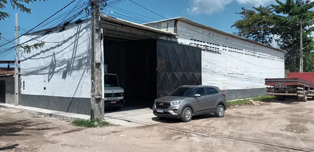 Galpão / Depósito / Armazém com 2 Quartos para alugar, 300m² no Jardim São Paulo, Recife
