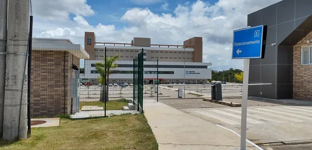 Terreno / Lote / Condomínio à venda, 37430m² no Quingoma, Lauro de Freitas