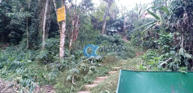 Terreno / Lote / Condomínio à venda, 785m² no Quitandinha, Petrópolis