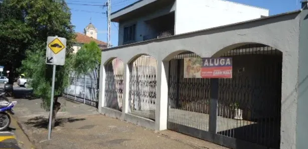 Casa Comercial com 4 Quartos para alugar, 300m² no Vila Prado, São Carlos