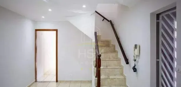 Sobrado com 3 Quartos para alugar, 190m² no Centro, Diadema