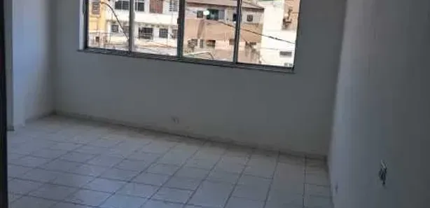 Kitnet com 1 Quarto para alugar, 45m² no Paraíso, São Gonçalo