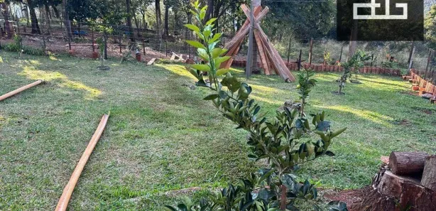 Fazenda / Sítio / Chácara com 3 Quartos à venda, 90m² no Juvinópolis, Cascavel
