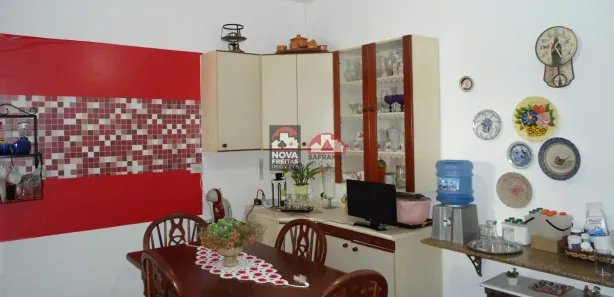 Casa Comercial com 3 Quartos para alugar, 199m² no Centro, Jacareí